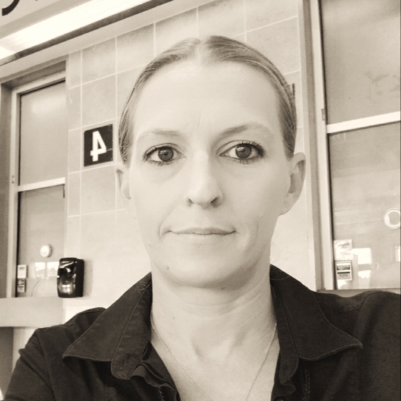 Meet your Posher, Mal - Picture 1 of 1